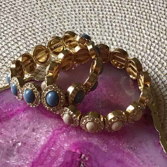 • J C r e w • b r a c e l e t • b l u e/c r e a m - Picture 2 of 8